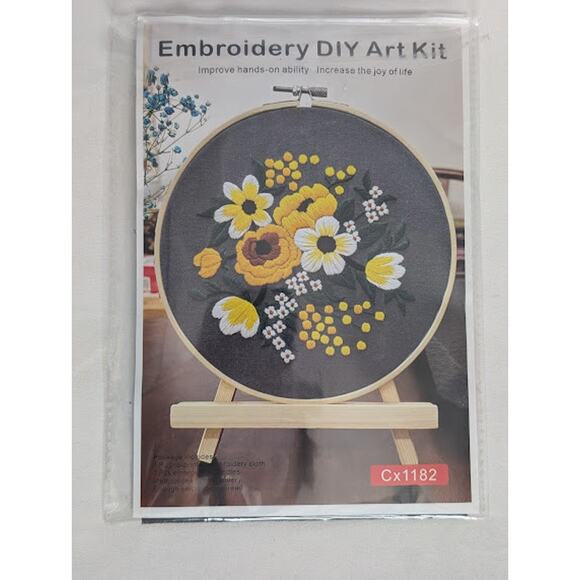 Embroidery DIY Art Kit Cx1182 Arts & Crafts, DIY - Picture 1 of 2